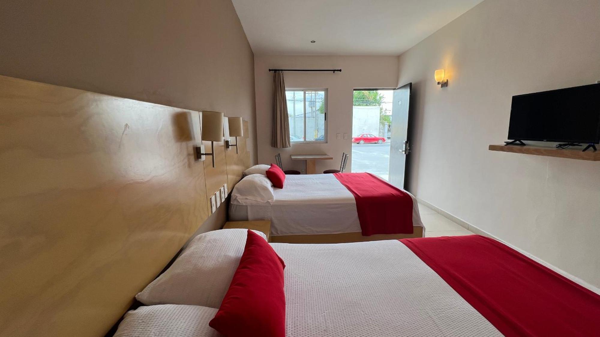 Nova Hotel Cadereyta Jiménez Extérieur photo