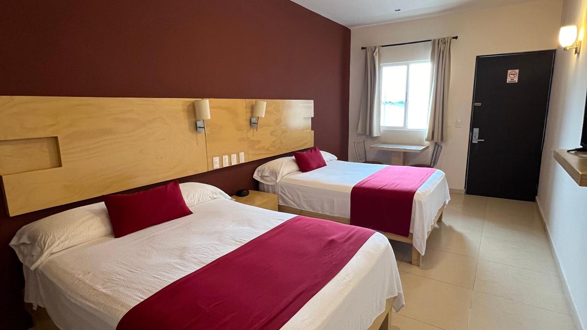 Nova Hotel Cadereyta Jiménez Extérieur photo