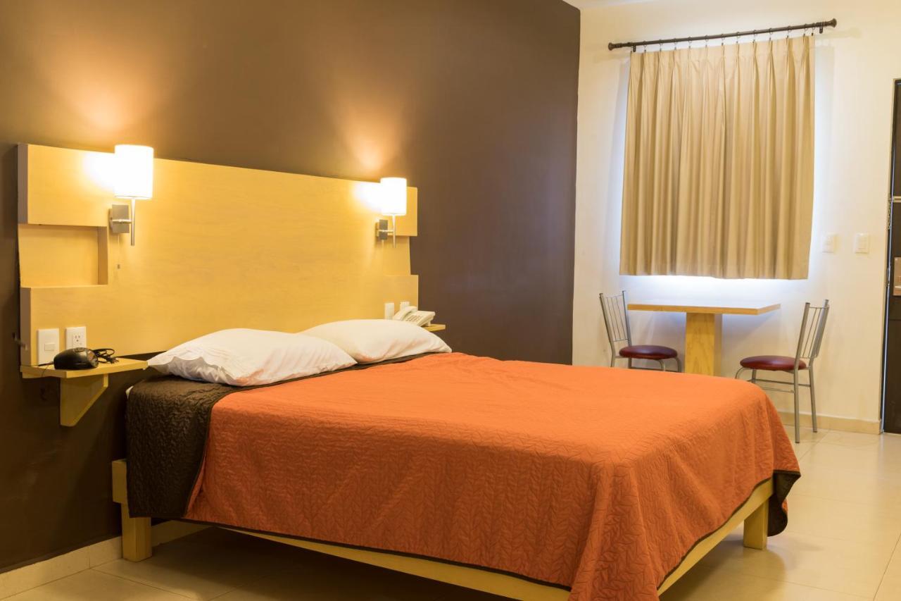 Nova Hotel Cadereyta Jiménez Extérieur photo