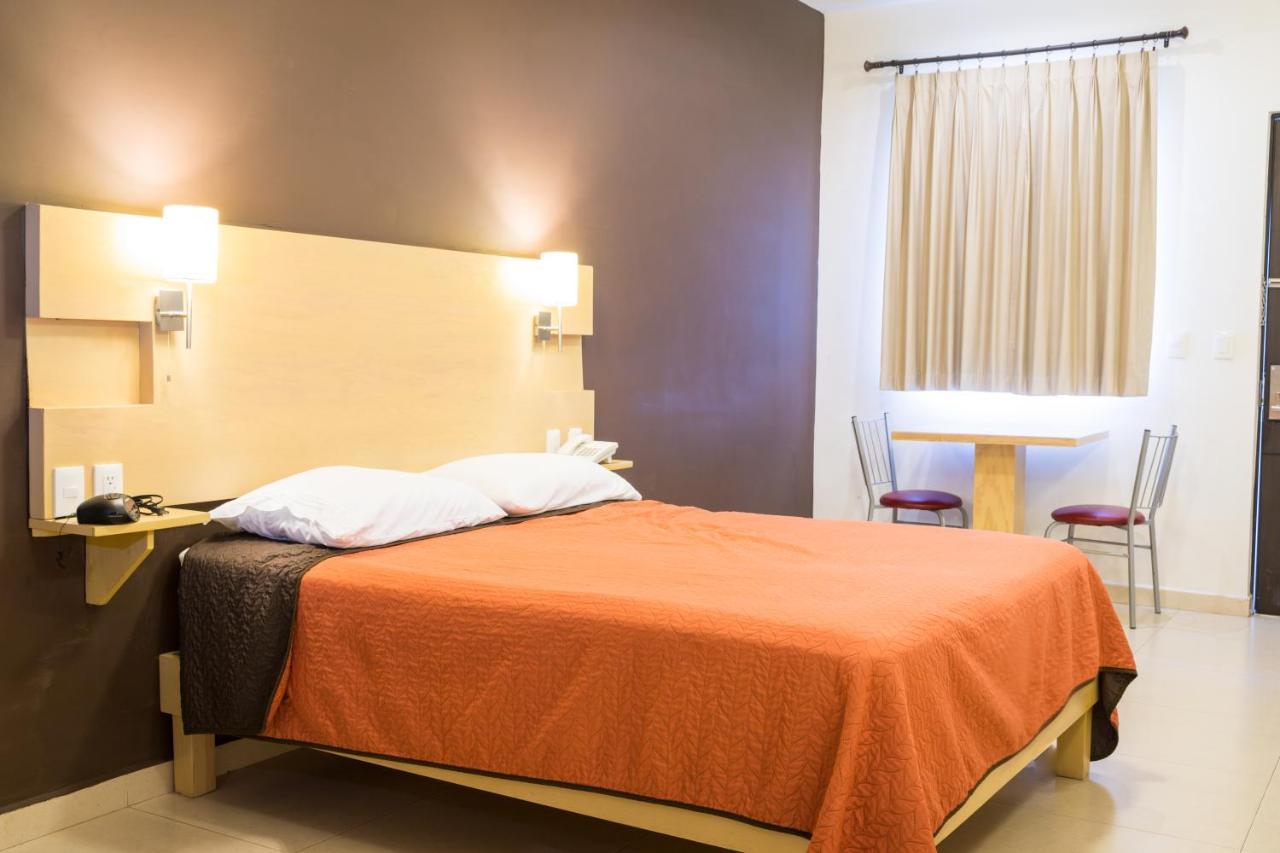 Nova Hotel Cadereyta Jiménez Extérieur photo